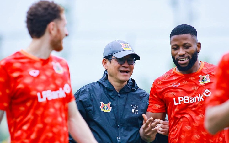 Hoàng Anh Gia Lai thua Ninh Bình: trận đấu diễn ra sòng phẳng - Ảnh 3.