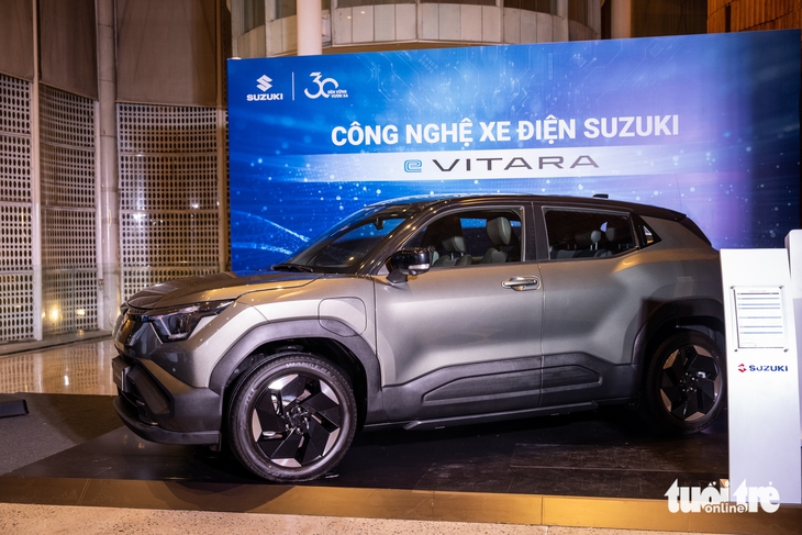 Suzuki eVitara - Ảnh 5.