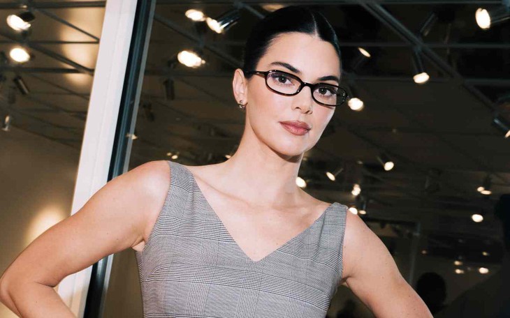 Phối đồ xanh nõn chuối đón ngày hè rực rỡ - Ảnh 8.