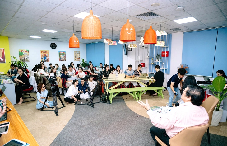 'Tôi ân hận vì chưa đưa con đi… nhặt rác' - Ảnh 1. sinh thái - Ảnh 1.