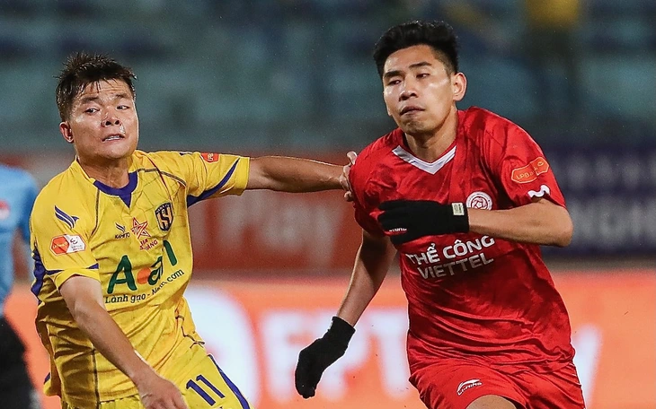 V-League căng thẳng vì trọng tài và nhiều tình huống tranh cãi - Ảnh 2.