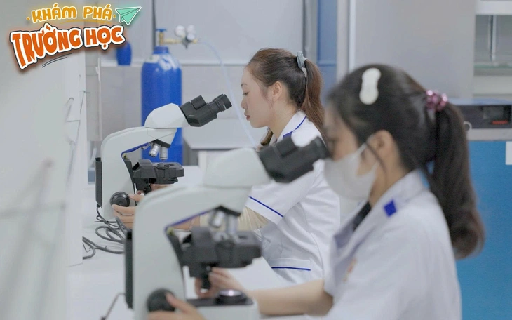 19h ngày 18-7, Trường đại học Văn Hiến lên sóng Khám phá trường học - Ảnh 7.