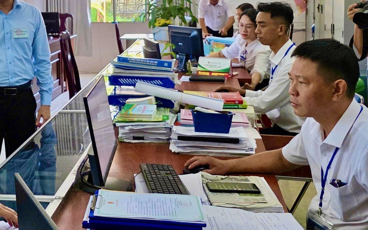 Chậm hồ sơ, 10 người lỡ kỳ sát hạch công chức - Ảnh 2.