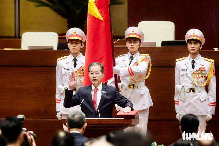 Chánh án Tòa án nhân dân tối cao Nguyễn Văn Quảng tái đắc cử - Ảnh 2.