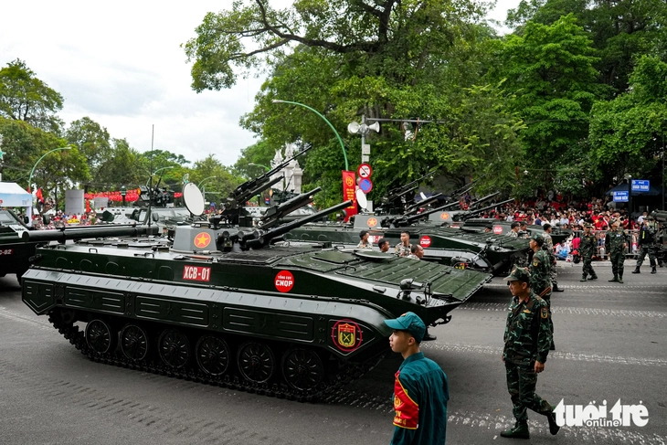 Chuẩn bị sản xuất loạt xe chiến đấu bộ binh, xe thiết giáp chở quân - Ảnh 1.