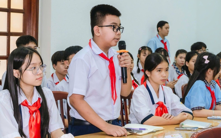 Chủ tịch HĐND TP.HCM Võ Văn Minh: Ưu tiên dành những nguồn lực tốt nhất cho thế hệ măng non - Ảnh 16.
