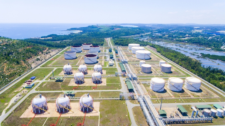 Dung Quất - Ảnh 2.