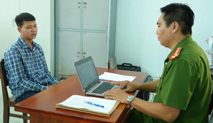 Nghi phạm đâm chết người ở Đồng Tháp đầu thú sau chưa đầy 1 ngày - Ảnh 1.