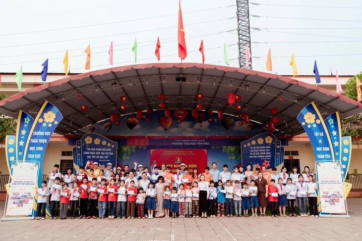 Tôn Đông Á - Ảnh 3.