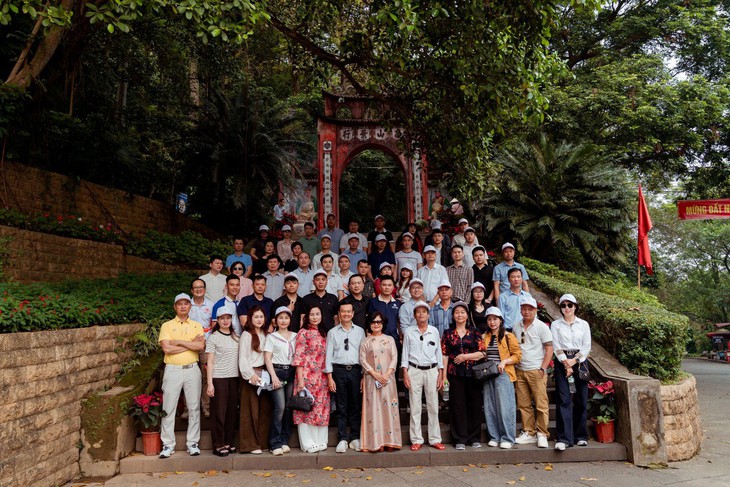 Tôn Đông Á - Ảnh 5.