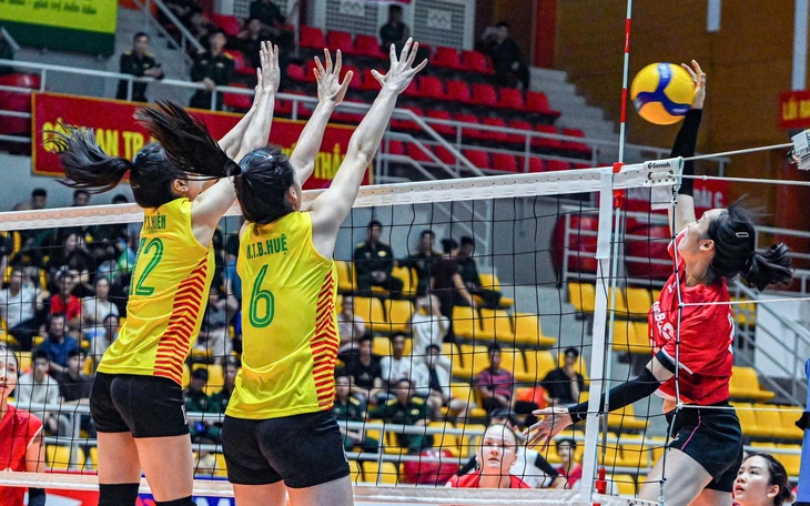 Bóng chuyền nữ: VTV Bình Điền Long An thua khó tin - Ảnh 3.