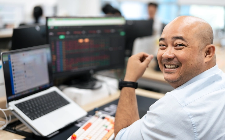 VN-Index bứt tốc sau 'cú hích kép', chuyên gia nhìn nhận gì về xu hướng? - Ảnh 3.