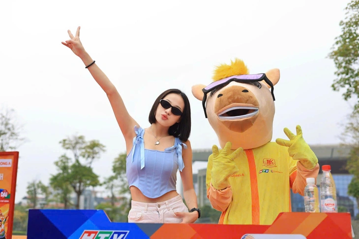 Ngoại binh Nga giúp Thanh Hóa lần đầu thắng chặng ở Cúp truyền hình TP.HCM 2026 - Ảnh 3.