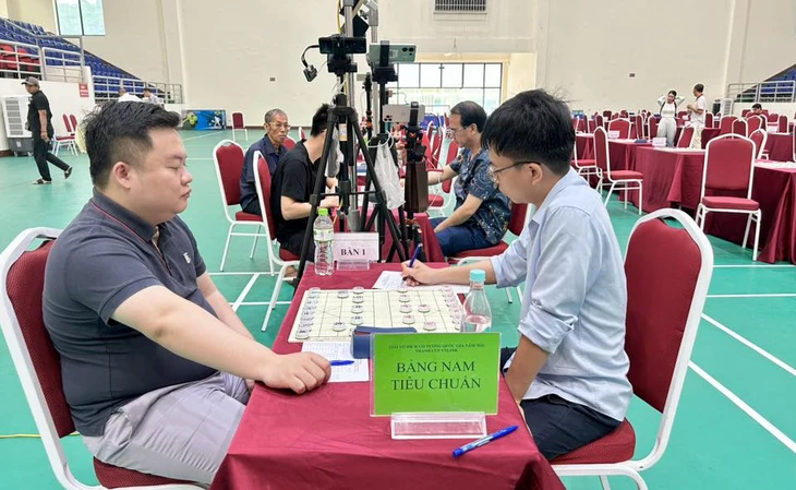 Kỳ thủ vừa thắng Lại Lý Huynh cũng bị loại ở giải quốc gia - Ảnh 3.