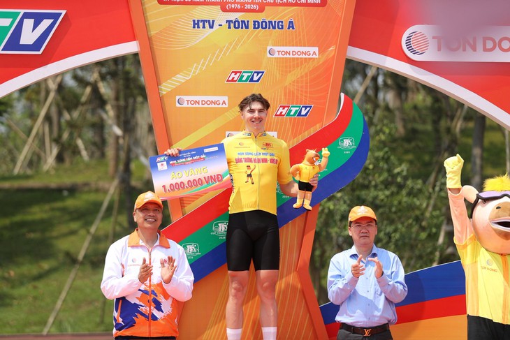 Cúp truyền hình - Ảnh 2.