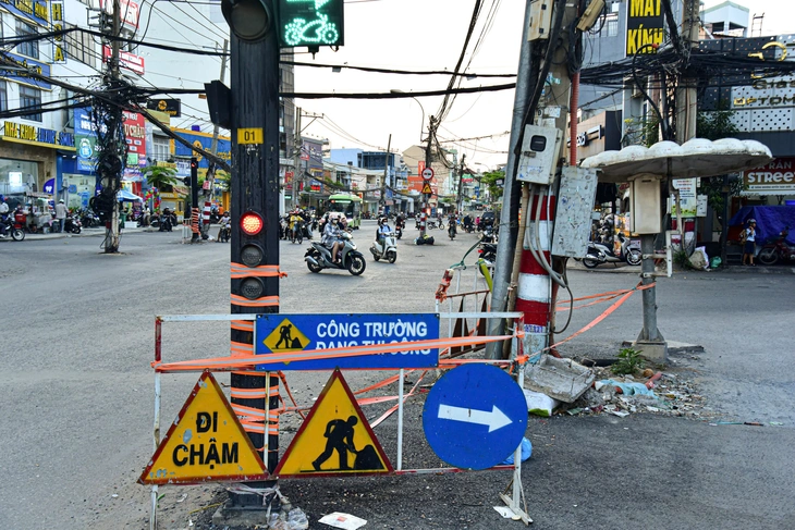 cột điện - Ảnh 3.