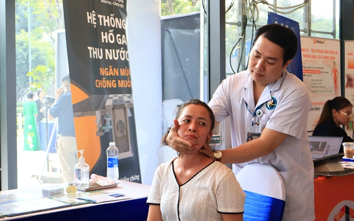 TP.HCM ra quân khám sức khỏe miễn phí cho người dân - Ảnh 4.