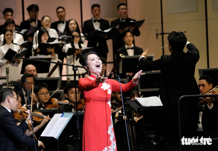 Tổng Bí thư, Chủ tịch nước Tô Lâm dự chương trình văn nghệ 'Tổ quốc trong tim' - Ảnh 3.