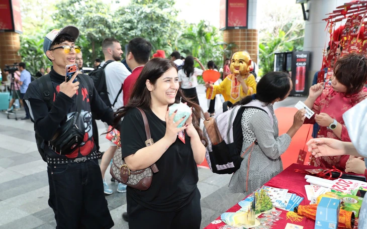 Gần 1.000 sinh viên sôi nổi tranh tài tại đại hội thể thao sinh viên Đà Nẵng - Ảnh 1.