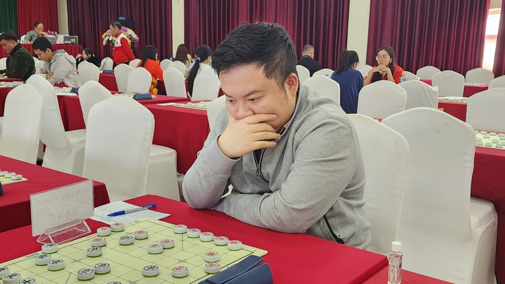 Cờ tướng Việt Nam có tân vương thay thế Lại Lý Huynh - Ảnh 1.