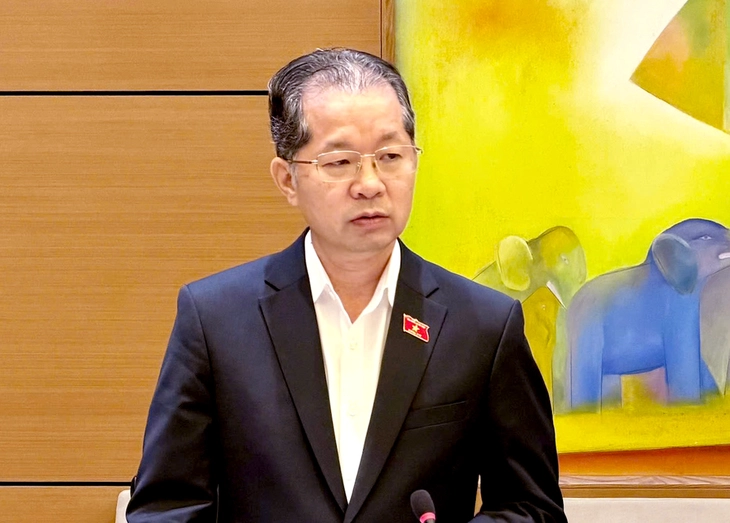 Chính phủ đề xuất bỏ quy định người dân đi công chứng phải chụp ảnh cùng công chứng viên - Ảnh 2.