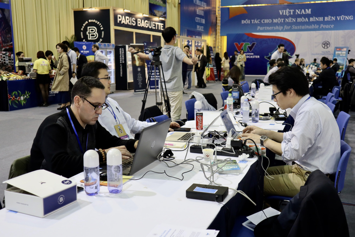 80 năm kể câu chuyện Việt Nam với thế giới - Ảnh 2.