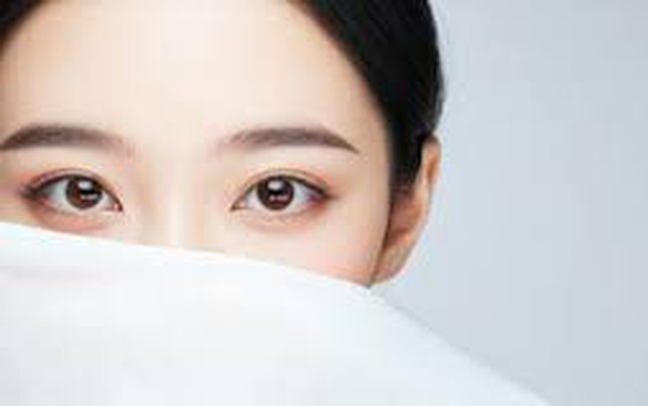 Đừng dụi mắt: Thói quen tưởng vô hại có thể gây tổn thương thị lực - Ảnh 2.