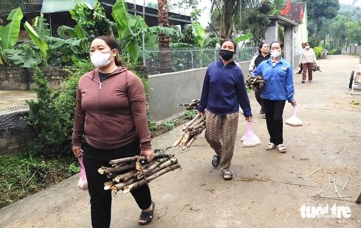 góp gạo - Ảnh 1.