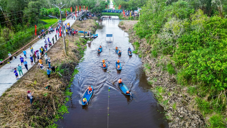 u minh hạ - Ảnh 2.