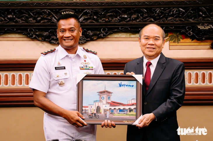 Tàu hải quân Indonesia thăm TP.HCM là biểu tượng của tin cậy chính trị giữa Việt Nam - Indonesia - Ảnh 4. Indonesia - Ảnh 3.