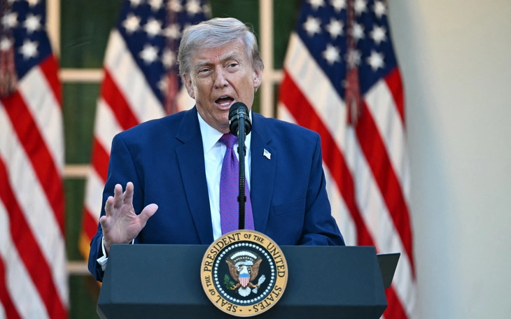 Ông Trump nói giá xăng tăng 'không sao', bảo vệ quyết định đánh Iran - Ảnh 2.