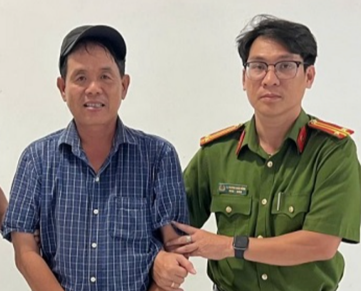 'Nhập vai' người mua hải sản để trốn truy nã đặc biệt của Công an TP.HCM gần 8 năm - Ảnh 1.
