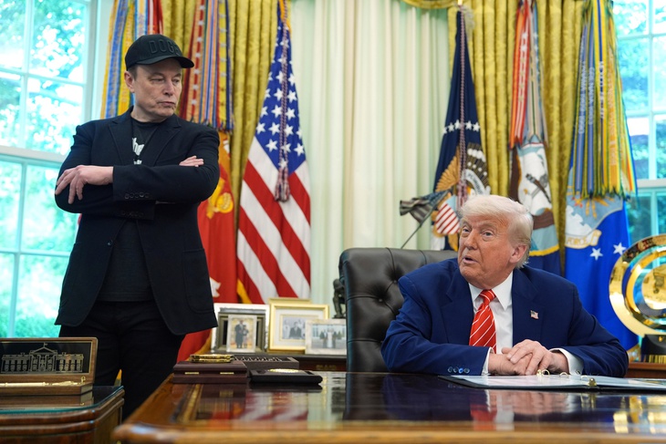 Vì sao loạt 'trùm' CEO công nghệ, tài chính Mỹ đồng loạt theo ông Trump tới Bắc Kinh? - Ảnh 4.