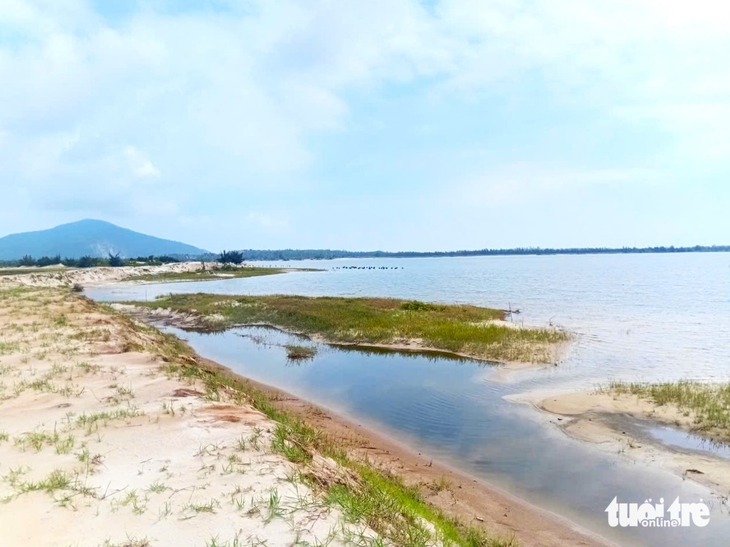 mỏ sắt - Ảnh 1.