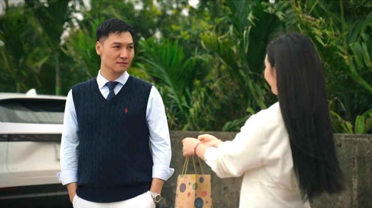Bước chân vào đời - Ảnh 2.