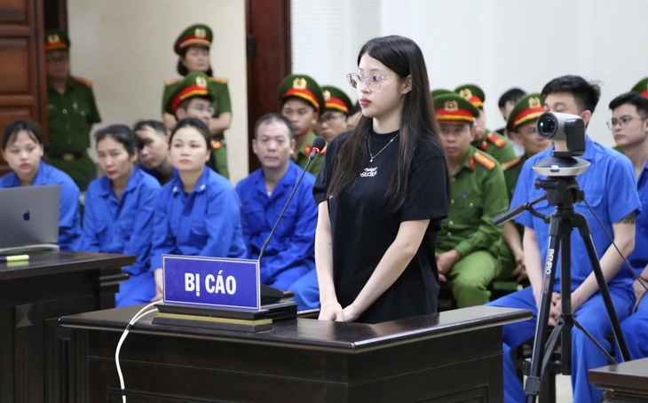 Bạn gái Bùi Đình Khánh nói ân hận vì giúp sức cho Khánh lẩn trốn - Ảnh 1.
