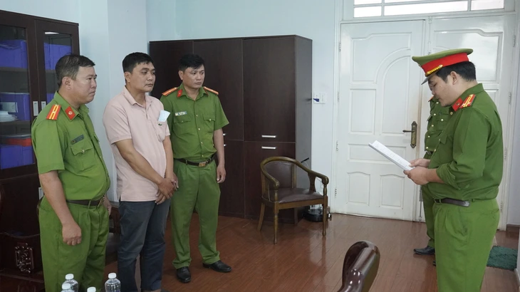 Bắt phó trưởng phòng Công ty cổ phần thương mại dầu khí Cửu Long tham ô hơn 5 tỉ đồng - Ảnh 1.