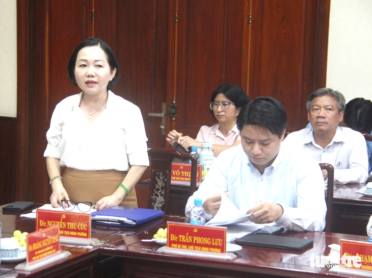 Công viên, đường sá xuống cấp, phường Thủ Dầu Một kiến nghị được giao thêm quyền - Ảnh 2.