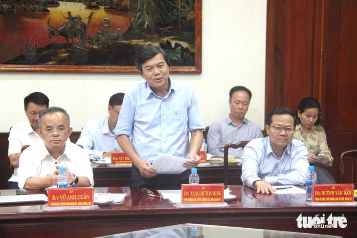 Công viên, đường sá xuống cấp, phường Thủ Dầu Một kiến nghị được giao thêm quyền - Ảnh 3.