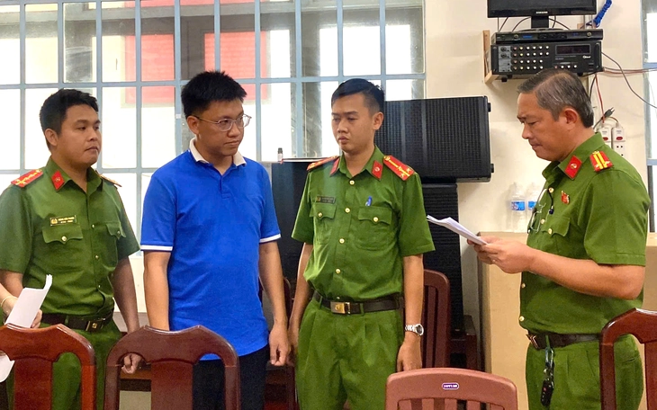 Bắt 3 người trong đường dây sản xuất phân bón giả, thu giữ trên 70 tấn hàng giả - Ảnh 3.