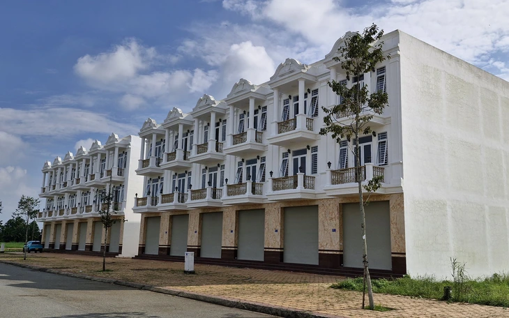 Cần Thơ: Chấn chỉnh xét duyệt, mua, bán nhà ở xã hội - Ảnh 2.