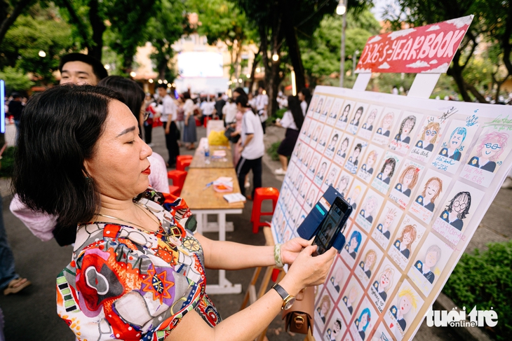 'Xin lỗi, cảm ơn nhiều người nhưng chưa từng nói với ba mẹ' - Ảnh 4.