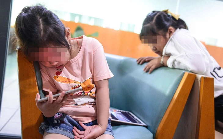 Không thể để nền tảng công nghệ vô can khi trẻ em gặp độc hại trên mạng - Ảnh 2.