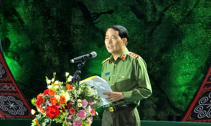 bản làng - Ảnh 2.