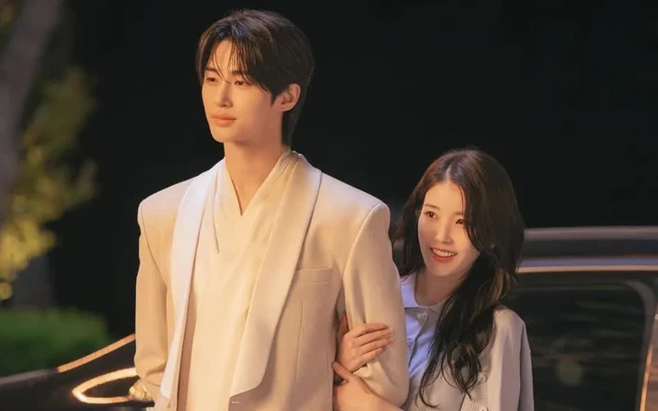 IU và Byeon Woo Seok xin lỗi về ồn ào xuyên tạc lịch sử của Perfect Crown - Ảnh 5.