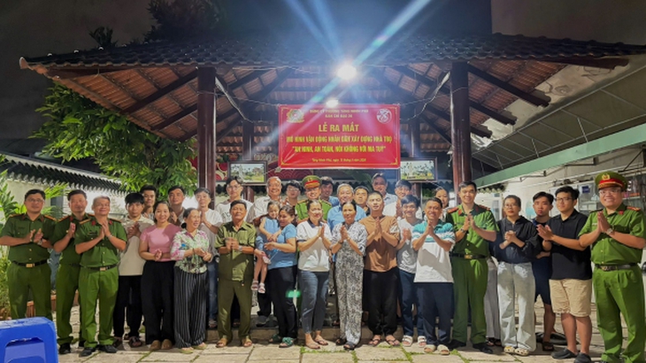Công an TP.HCM thực hiện cao điểm 45 ngày đêm tổng rà soát, đấu tranh làm sạch địa bàn - Ảnh 3. Công an TP.HCM - Ảnh 2.
