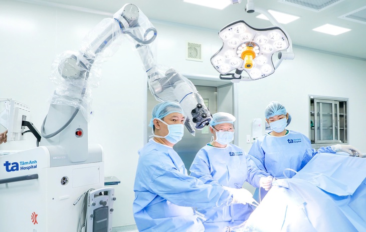 phẫu thuật robot - Ảnh 3.