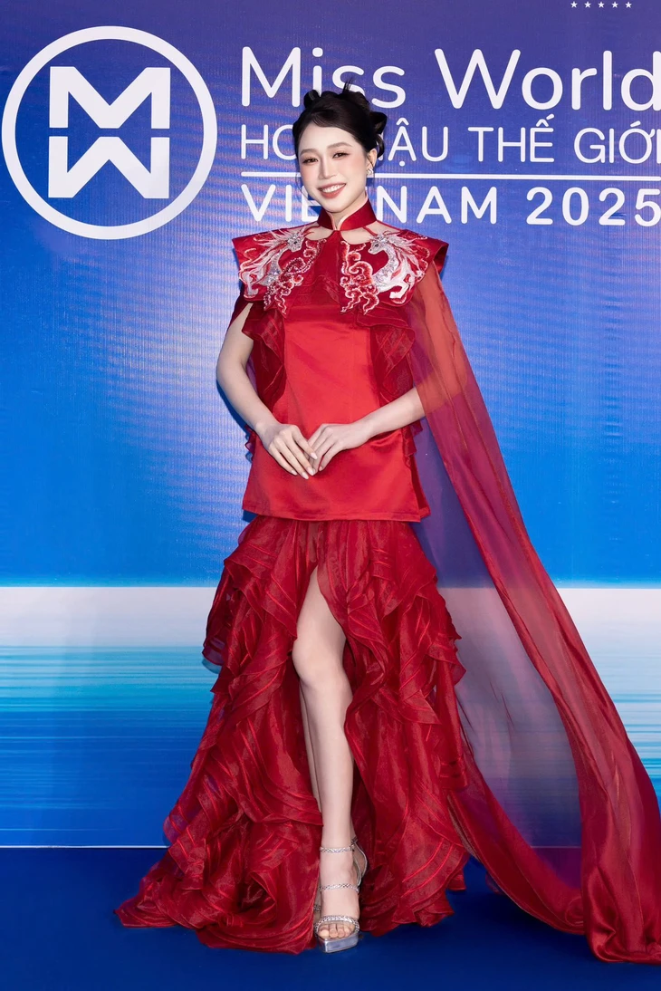 Hoa hậu Liên lục địa - Ảnh 3.