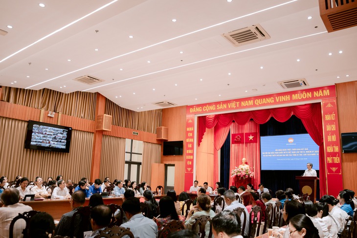 Phó bí thư Nguyễn Phước Lộc: Hướng đến xây dựng 'mặt trận số', chăm lo người dân bền vững, lâu dài - Ảnh 1.