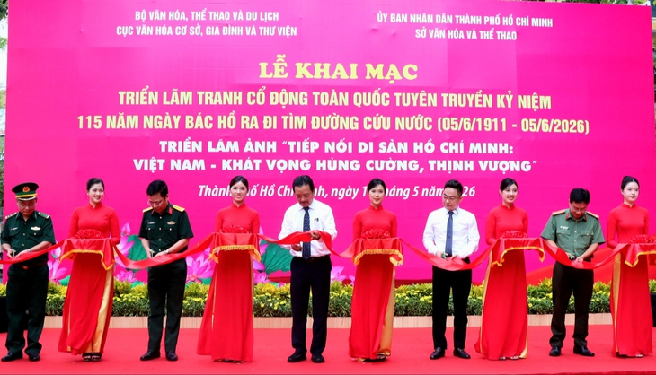 Bác Hồ - Ảnh 2.